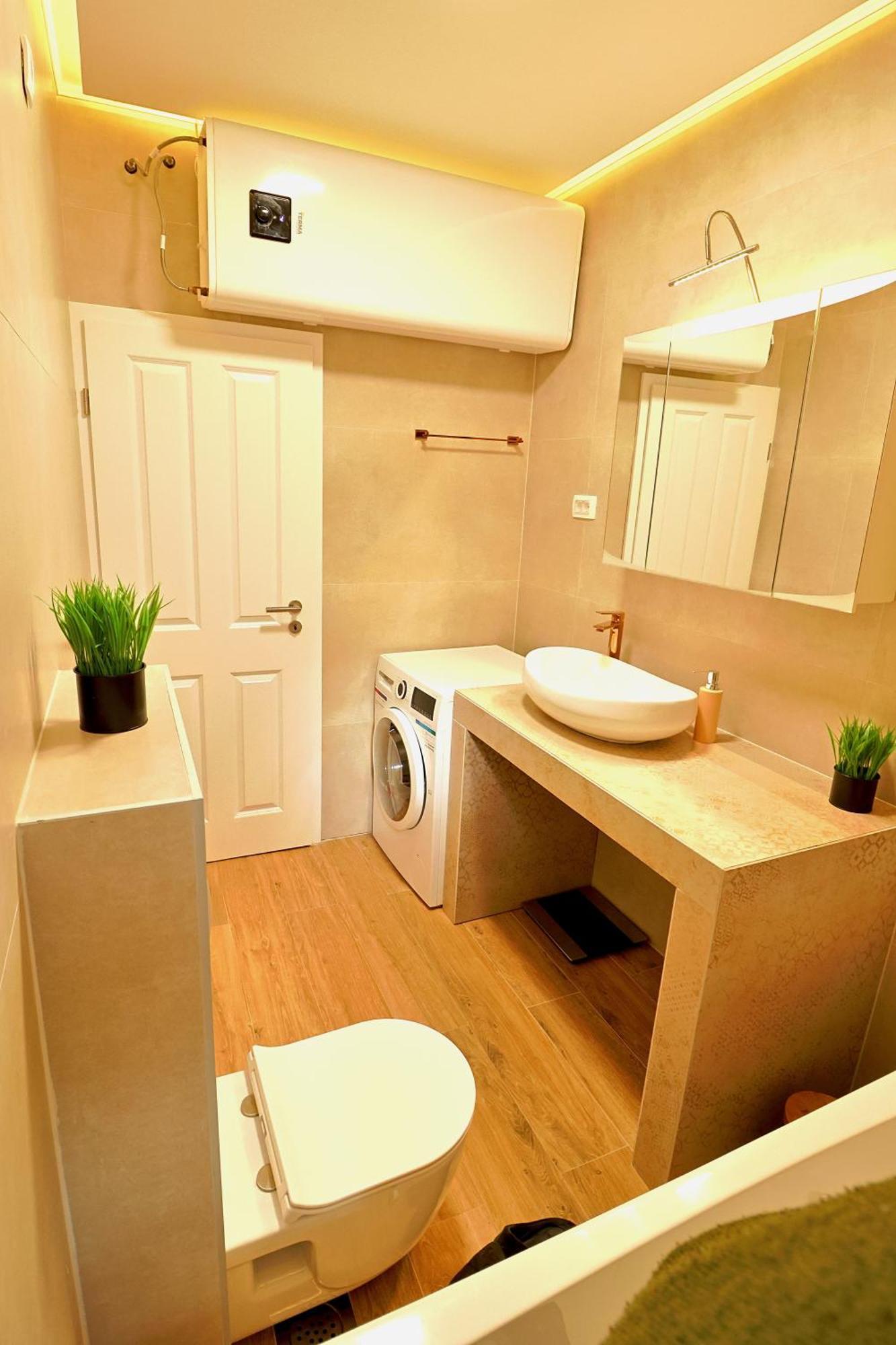 Central Single House With Parking-Top Location! Novalja Dış mekan fotoğraf